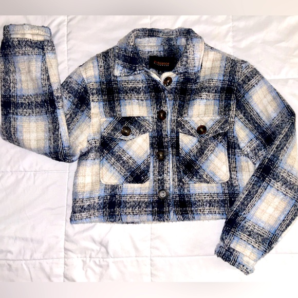 Crop Jacket - Picture 1 of 4